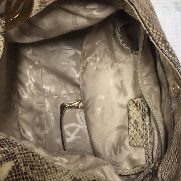 Michael Kors Python Snakeskin Print Embossed Shoulder Bag - Picture 4 of 5